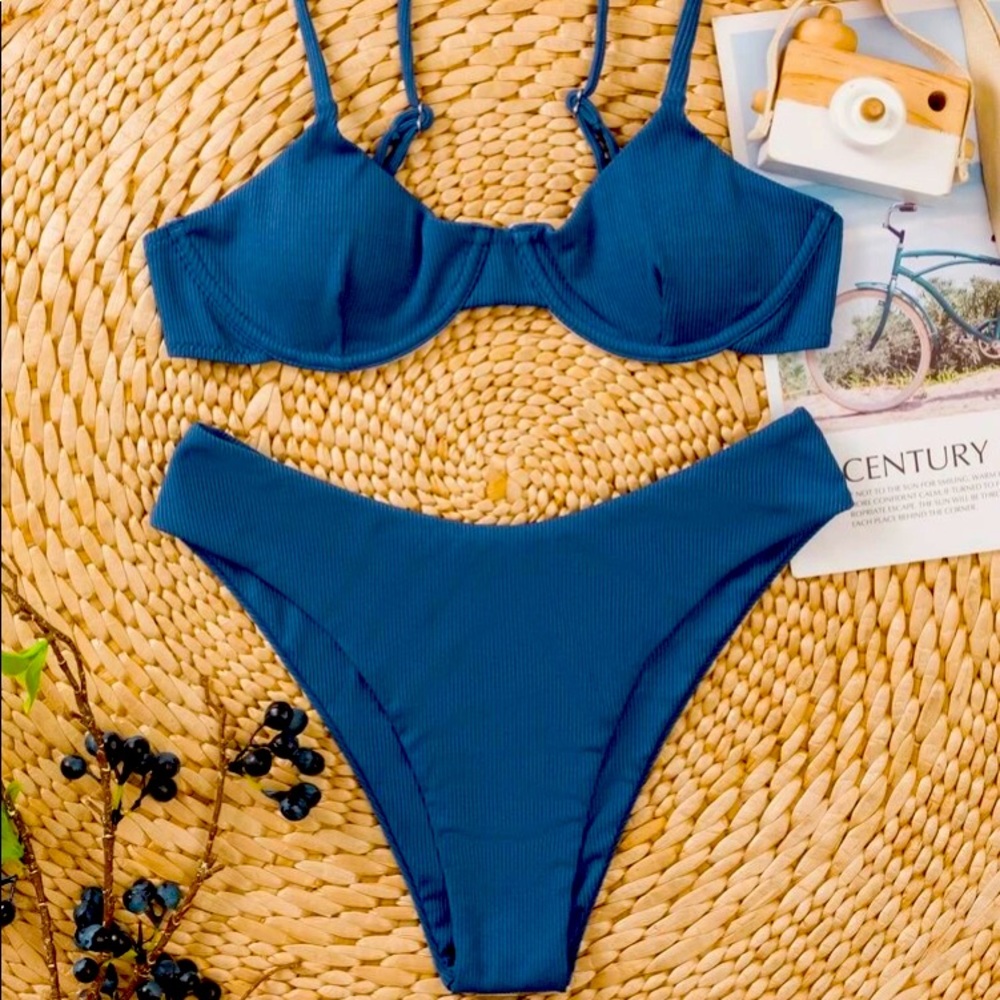 Underwire Bikini Swimsuit
